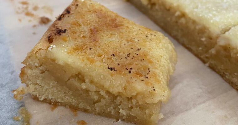Crème brûlée blondies